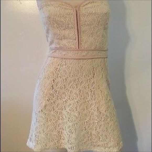 Urban Outfitters Dress - Picture 4 of 4